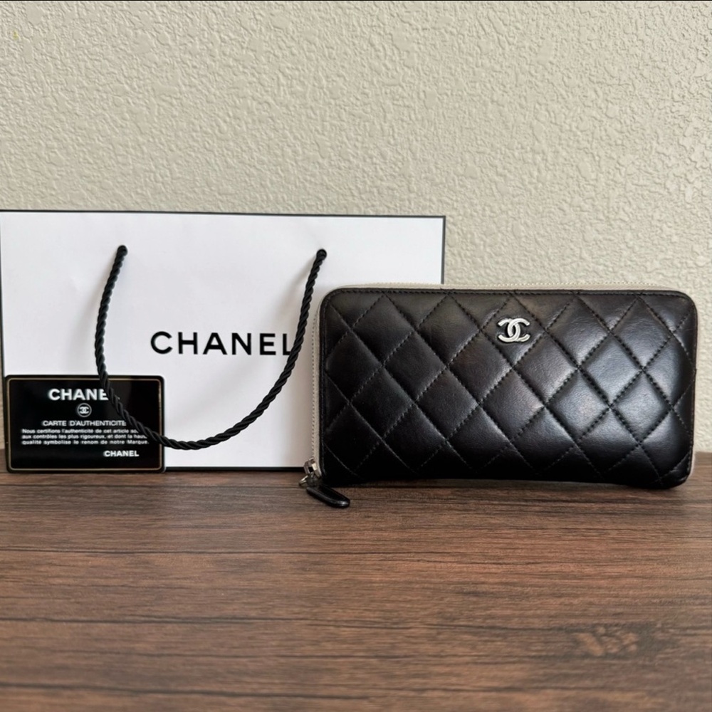 CHANEL Diamond Stitch Lambskin Leather Zip Around Wallet - Picture 2 of 7